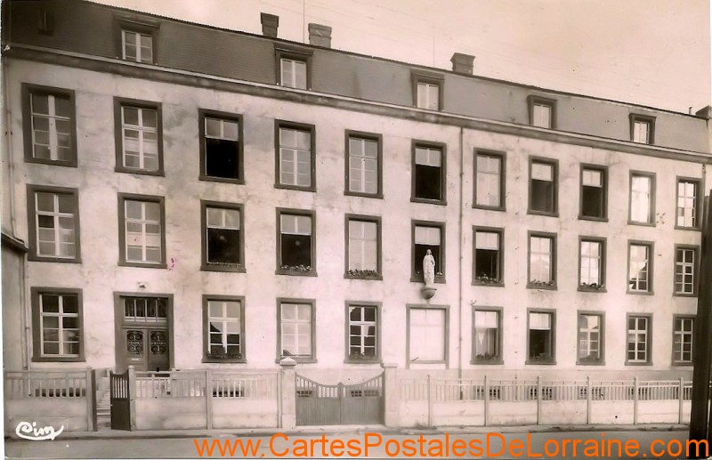 1950 CP ecole menagere - Copie.jpg