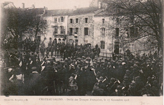 Château-Salins Défilé des troupes française le 17 novembre 1918.jpeg