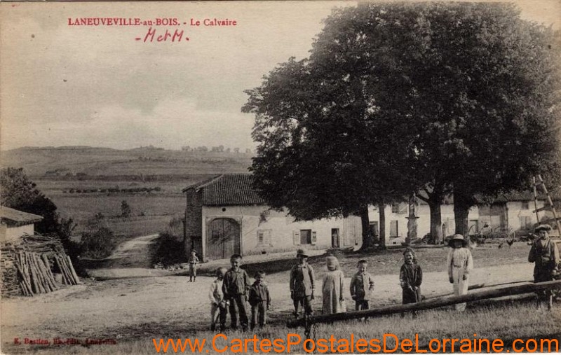 54LaneuvevilleAuxbois001.jpg